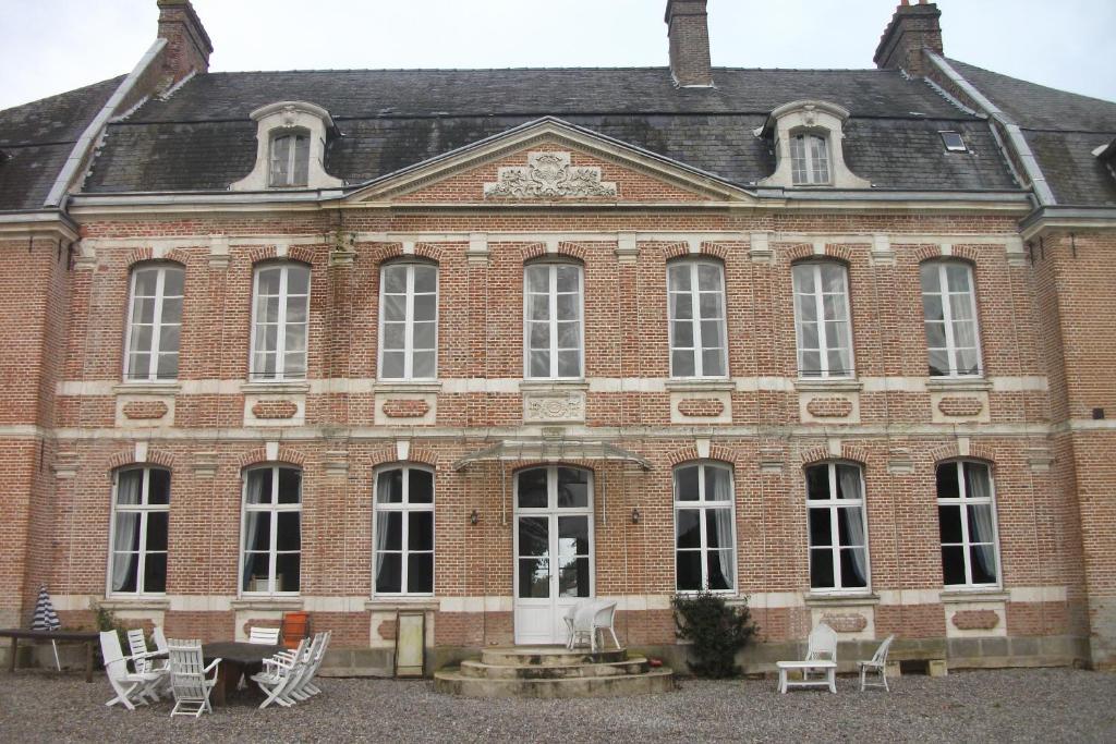 Chateau De Yaucourt Bussus Yaucourt-Bussus Exterior photo